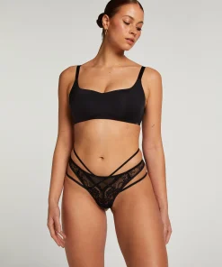 Store Brazilian Amala Vrouwen Brazilians & V-Shapes