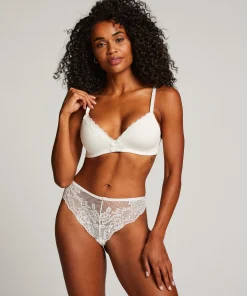 Cheap Brazilian Bianca Vrouwen Brazilians & V-Shapes
