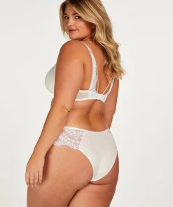 Outlet Brazilian Daisy Vrouwen Brazilians & V-Shapes