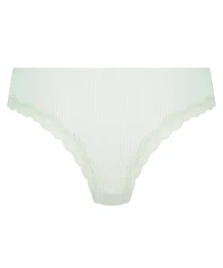 Cheap Brazilian Lola Vrouwen Brazilians & V-Shapes