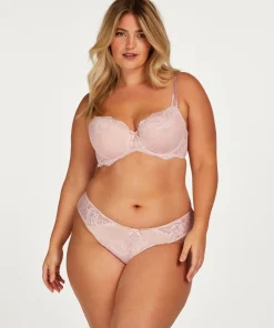 Store Hoog Uitgesneden Brazilian Kimberley Vrouwen Brazilians & V-Shapes