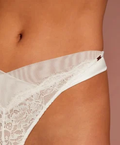 Flash Sale Hoog Uitgesneden String Akelai Vrouwen Strings & Boxerstrings